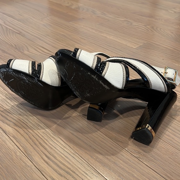 Tory Burch Black/White Heels - Picture 4 of 4